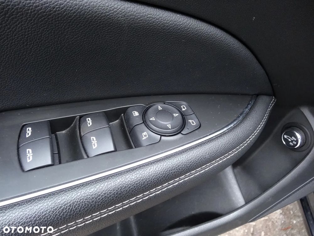 Opel Insignia 2.0 CDTI Business Edition S&S - 35