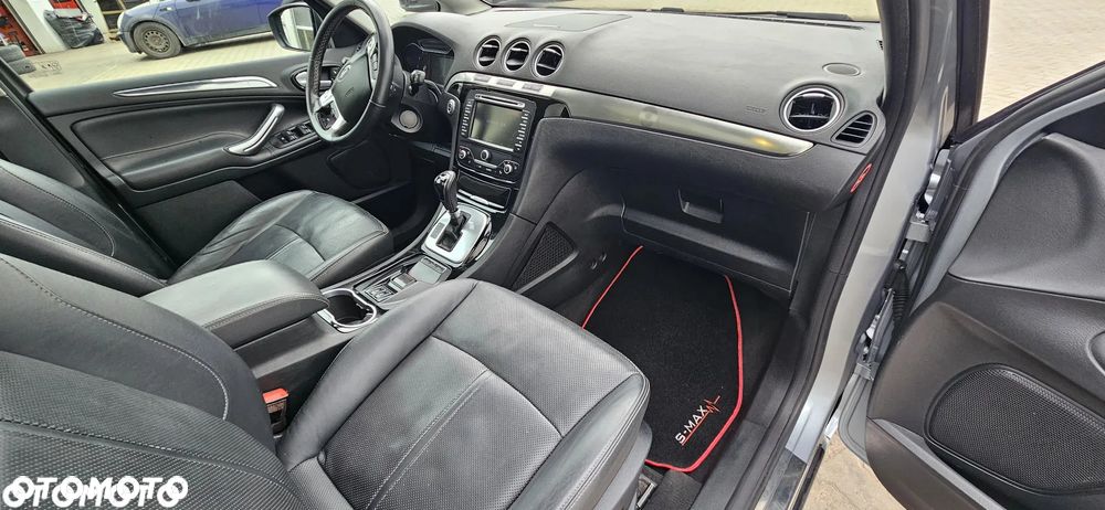Ford S-Max - 25