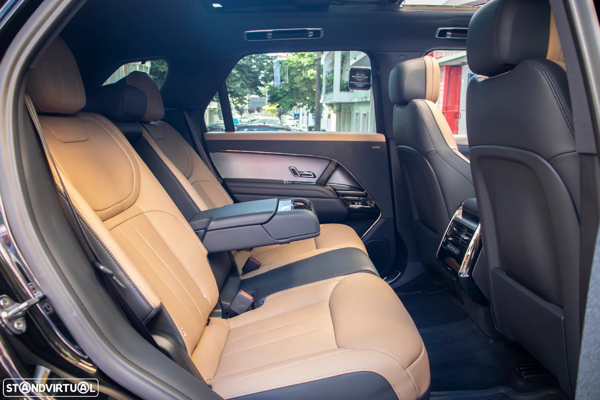 Land Rover Range Rover Sport 3.0 P460e Dynamic SE - 24