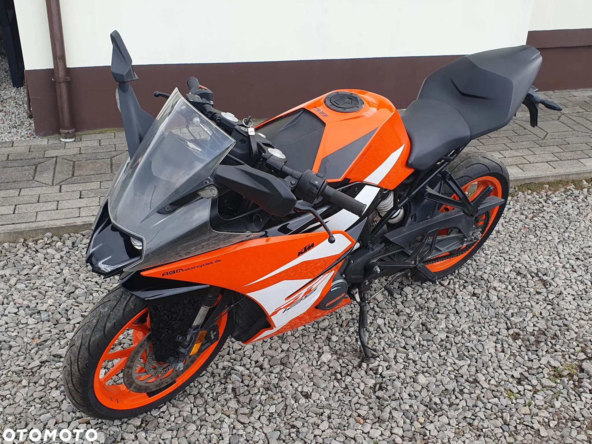 KTM RC 125 - 22