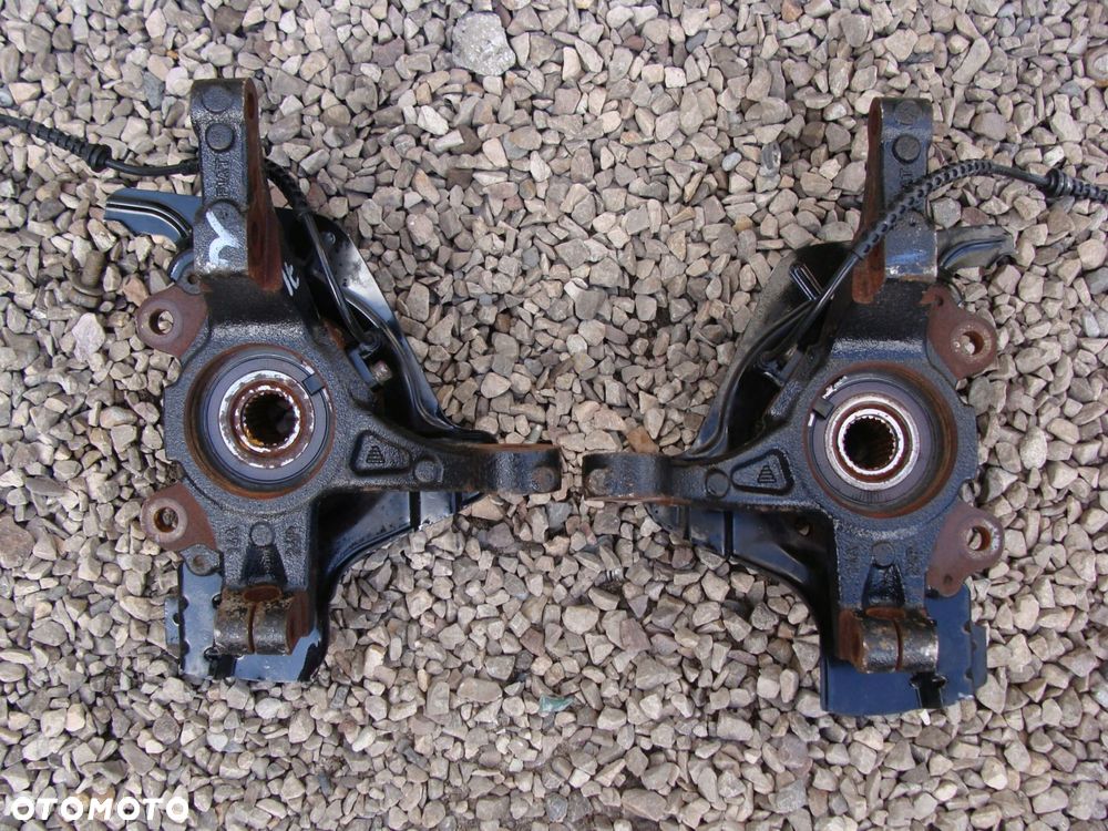 zwrotnica prawa grande punto 1.3 diesel - 2