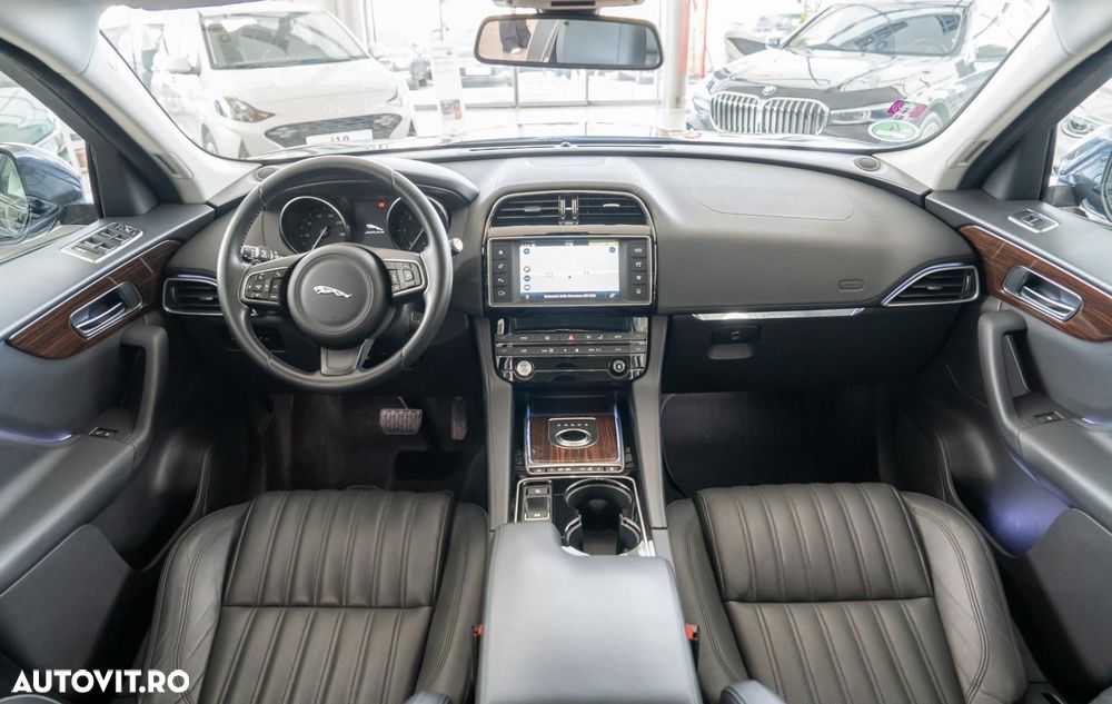 Jaguar F-Pace 20d Aut. Portfolio - 11