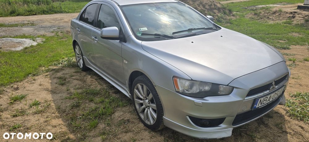 Mitsubishi Lancer - 1