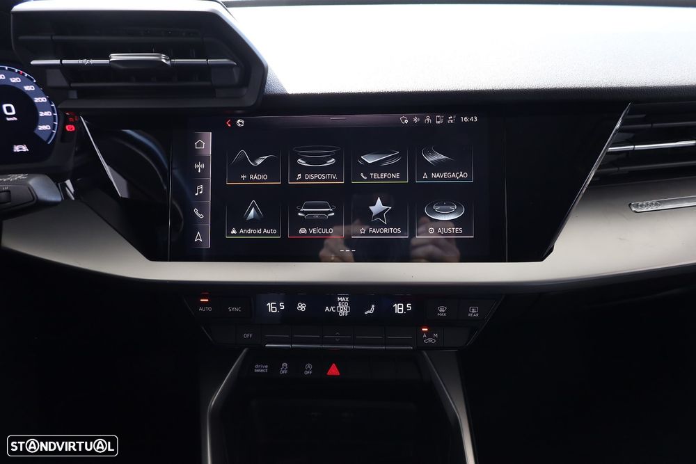 Audi A3 Sportback 30 TFSI Advanced S tronic - 24