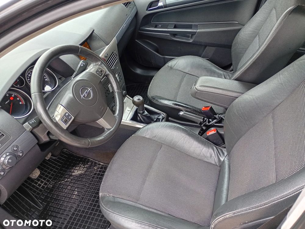 Opel Astra 1.6 - 5