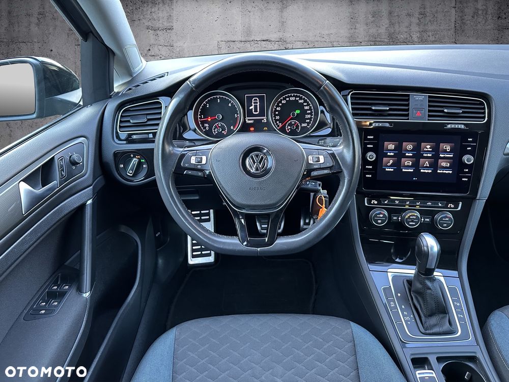 Volkswagen Golf Variant 2.0 TDI SCR DSG IQ.DRIVE - 9