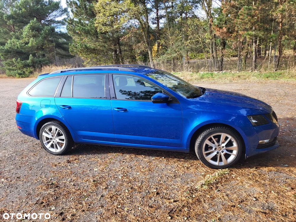 Skoda Octavia 1.6 TDI Ambition DSG - 2