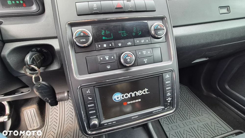 Dodge Journey - 16