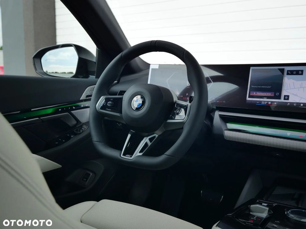 BMW Seria 5 520d xDrive mHEV M Sport - 17