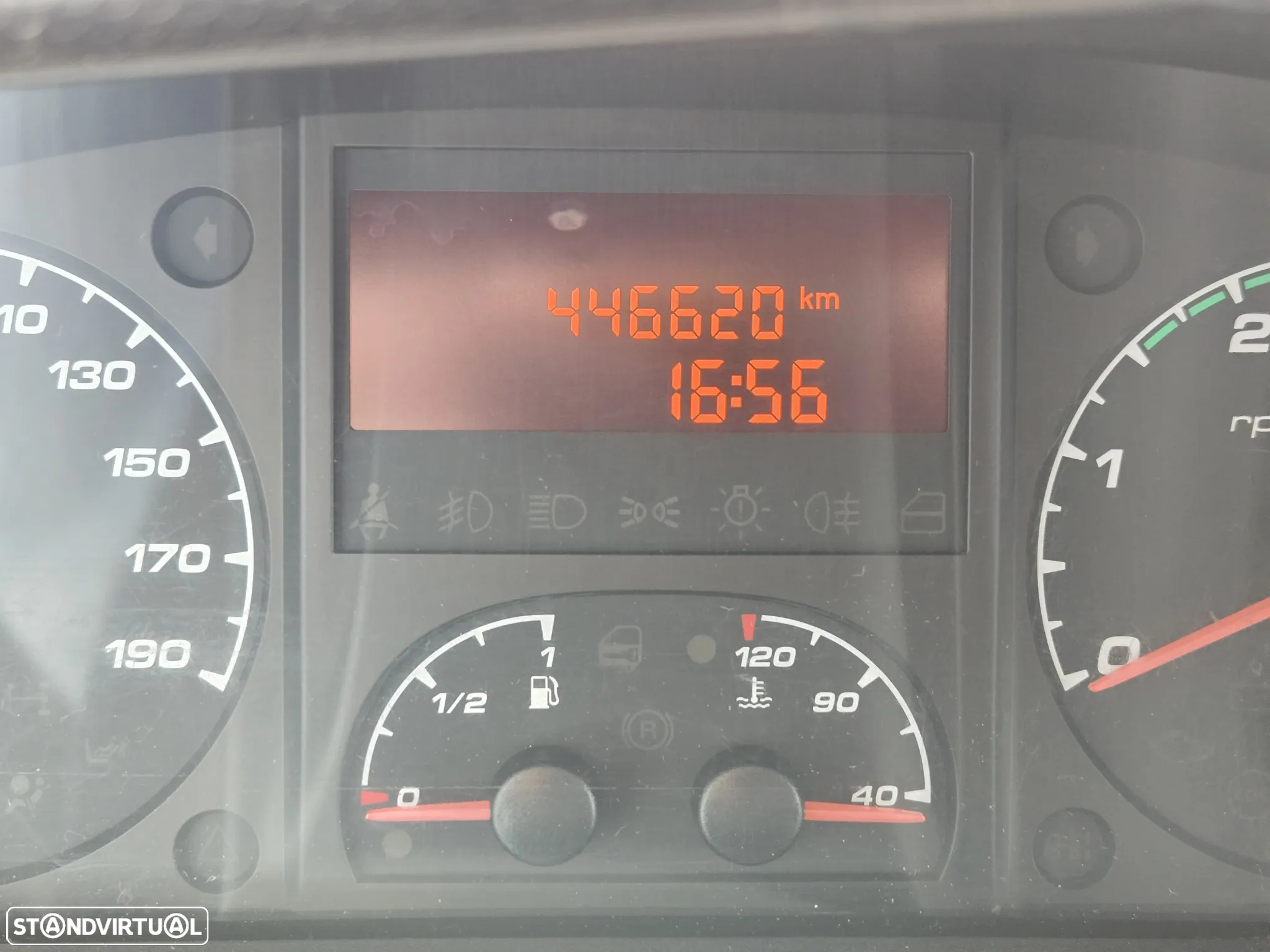 Iveco Daily Longa 35C13 2.3TD 130cv Rodado Duplo - 12