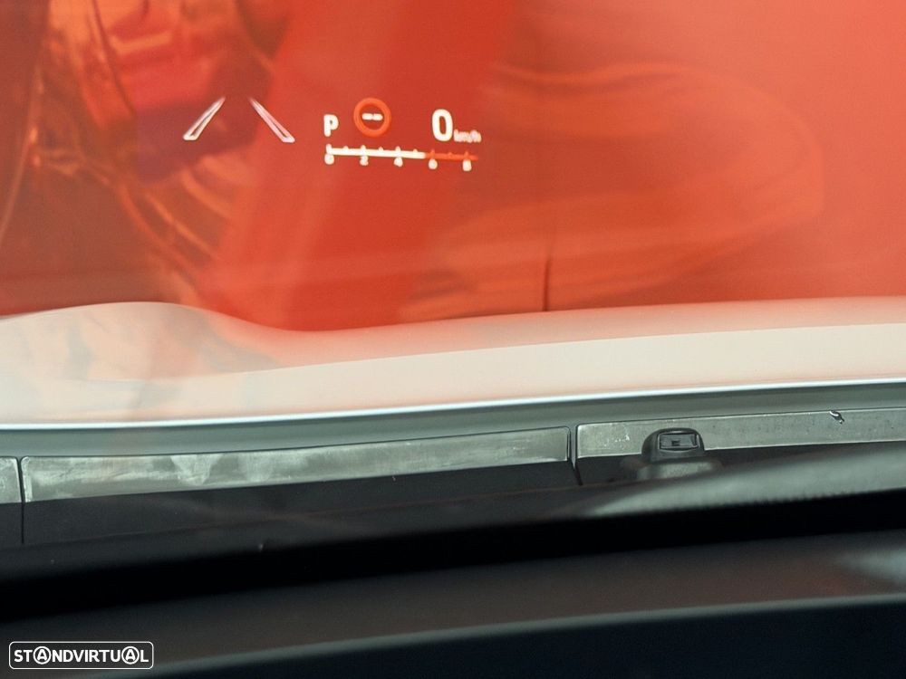 Toyota Yaris Cross 1.5 HDF Premiere Edition - 29