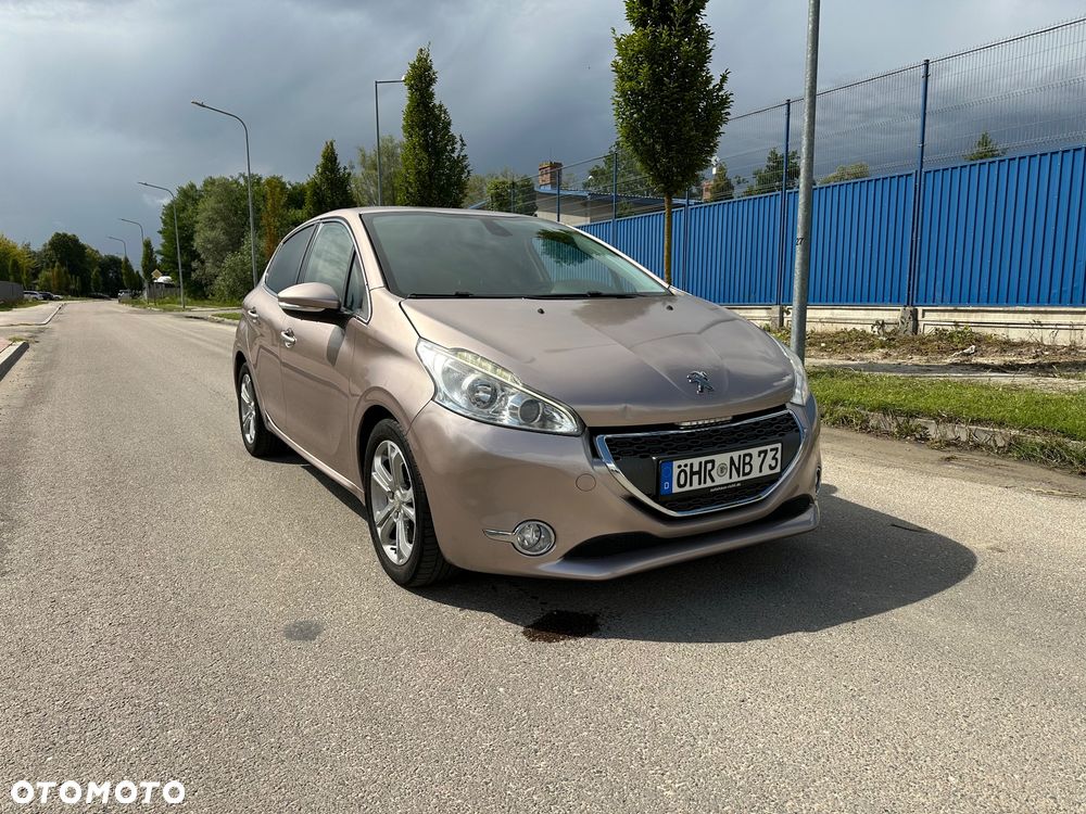 Peugeot 208 e-HDi FAP 92 EGS6 Stop&Start Allure - 20