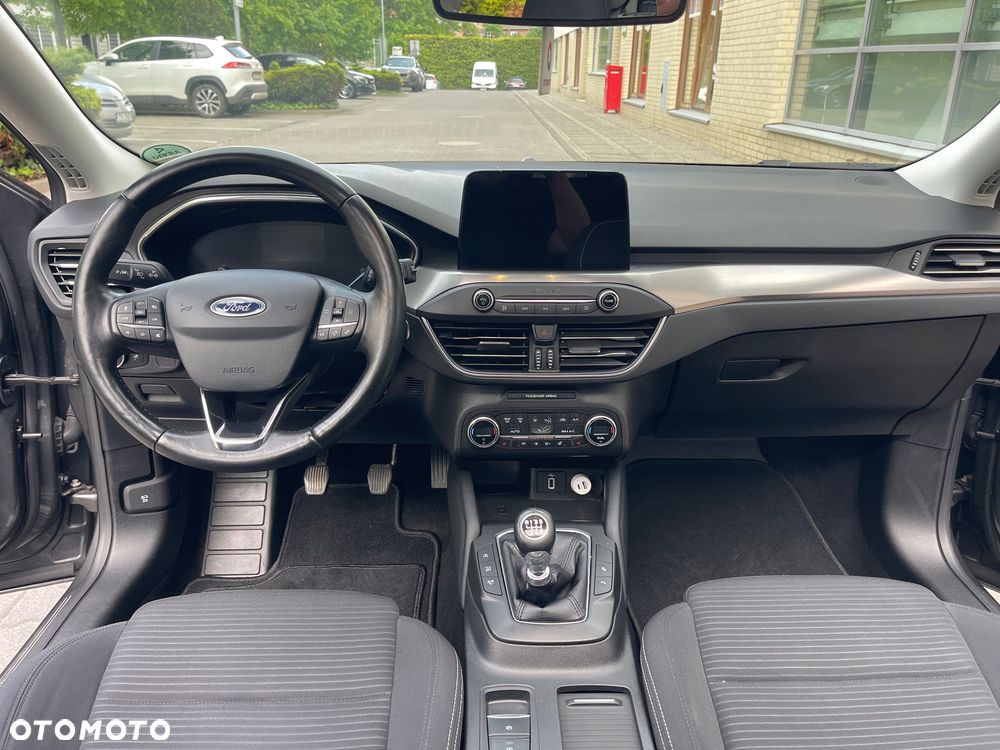 Ford Focus - 22