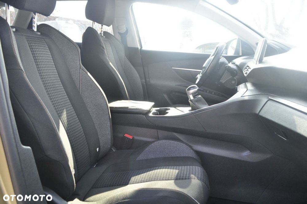 Peugeot 3008 - 10