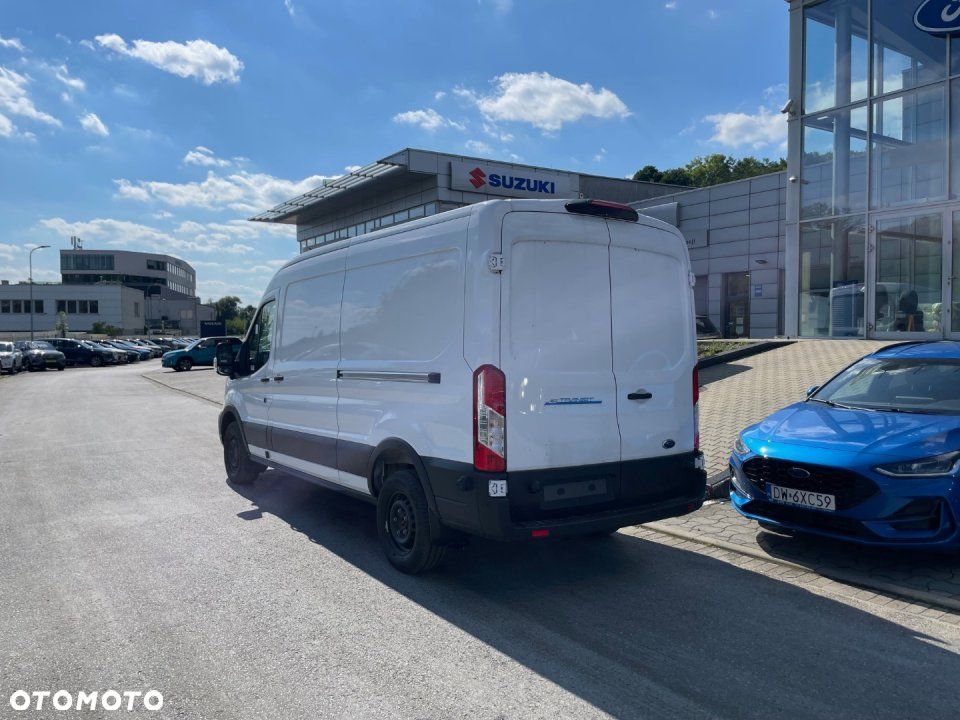 Ford E-Transit - 4