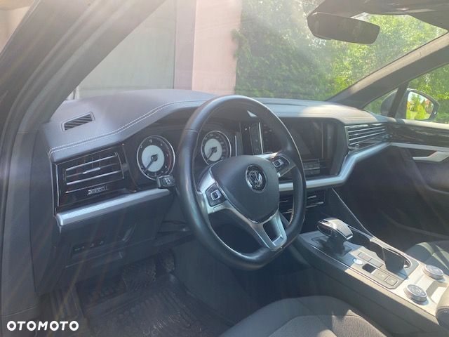 Volkswagen Touareg 3.0 V6 TDI SCR 4Mot - 8