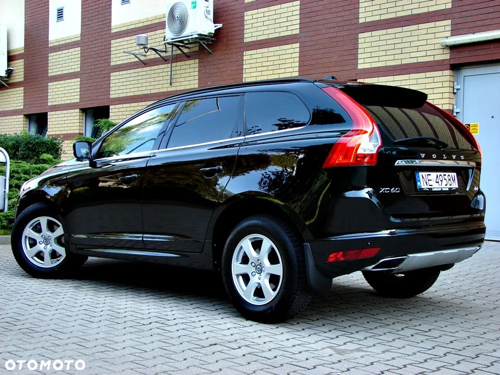 Volvo XC 60 D4 Geartronic Momentum Pro - 3