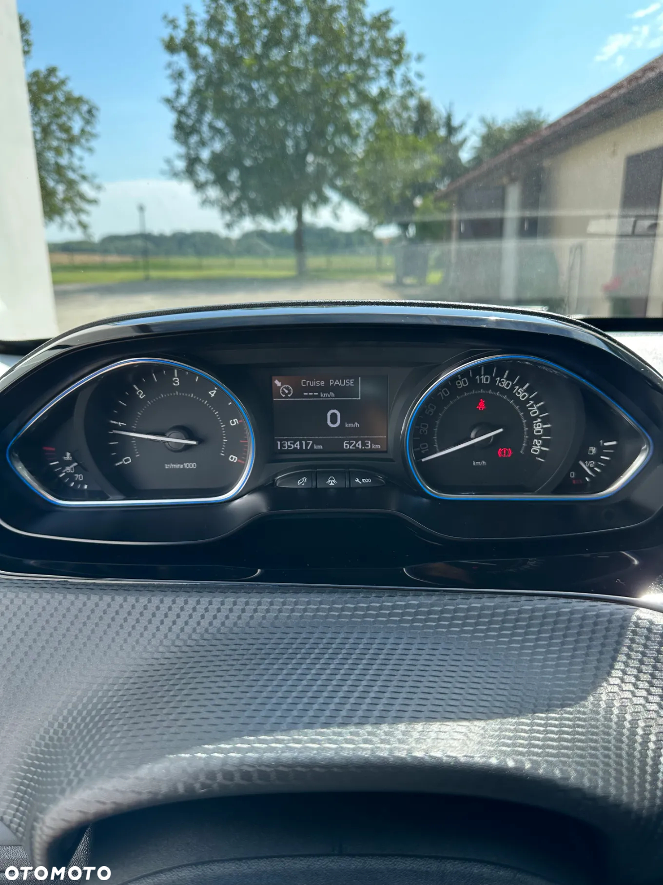 Peugeot 2008 1.5 BlueHDi Allure - 24