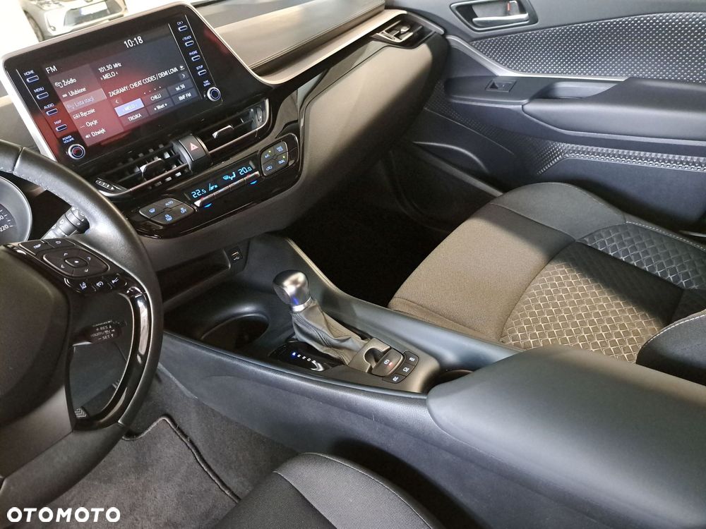 Toyota C-HR 1.8 Hybrid GPF Comfort - 28