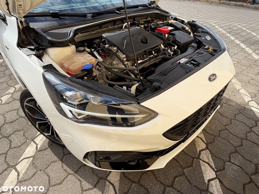 Ford Focus 1.5 EcoBoost STart-Stopp-System ST-LINE - 21