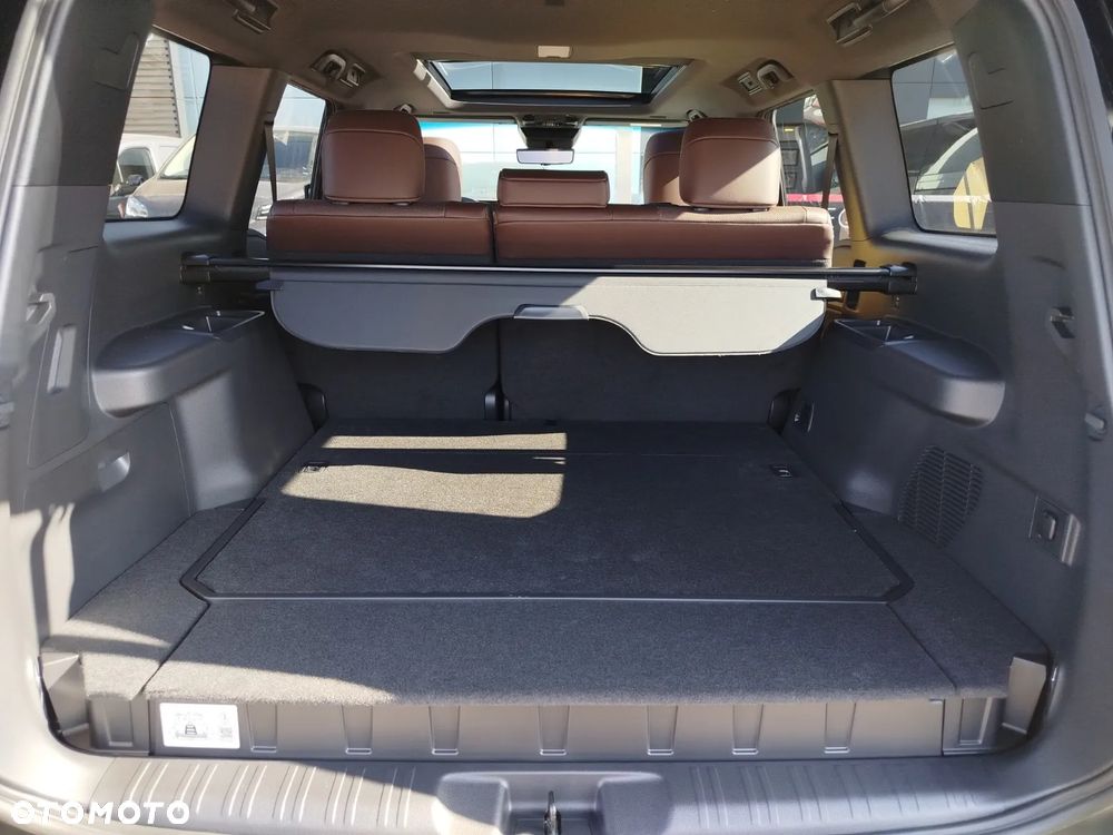 Toyota Land Cruiser - 7