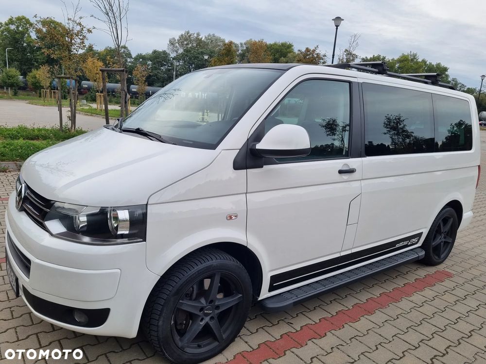 Volkswagen Multivan - 22