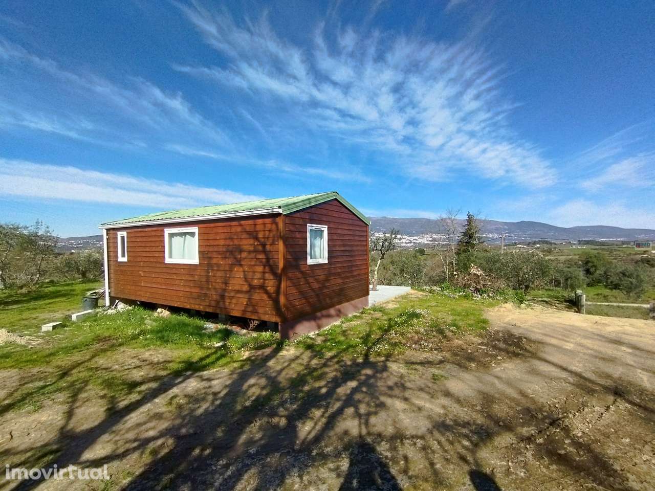 Terreno c/ Moradia Amovível - Monte Serrano - Grande imagem: 4/13