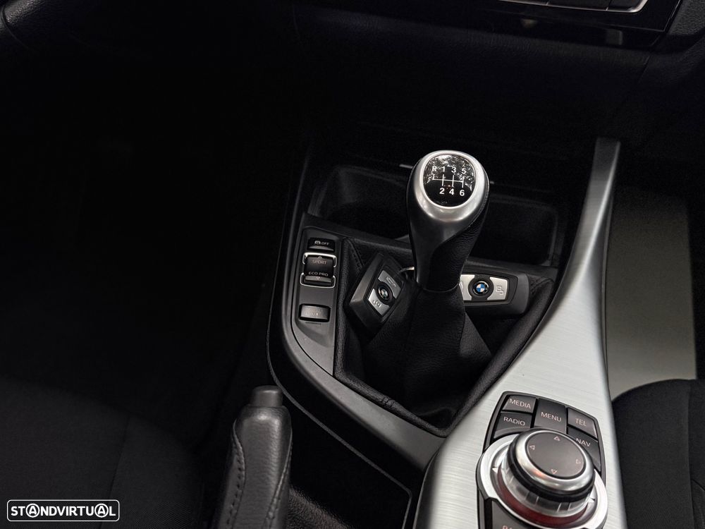 BMW 116 i Line Sport - 18