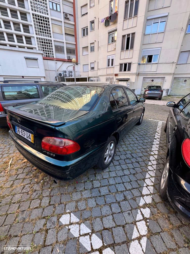 Toyota Avensis S/D 2.0 D4D Executive - 5