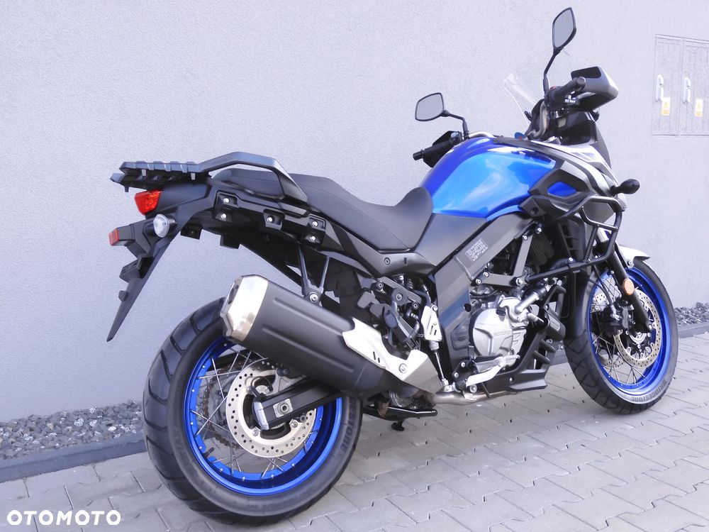 Suzuki V-STROM - 16