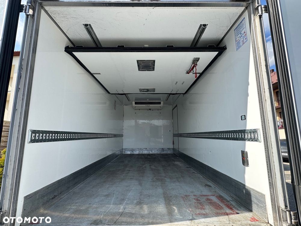 Iveco Daily 50-180 2022 Rok Chłodnia 10 palet + winda multitemperatura - 9