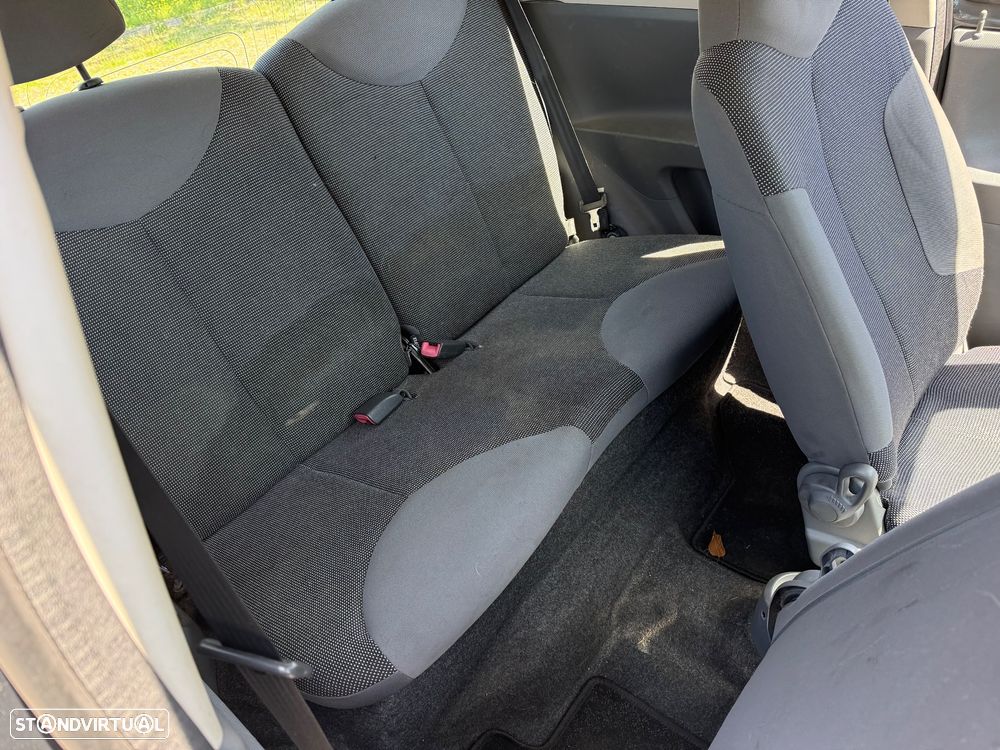 Peugeot 107 - 5