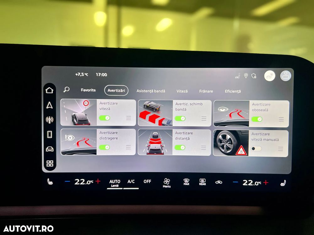 Audi Q3 2.0 40 TFSI S tronic quattro - 32