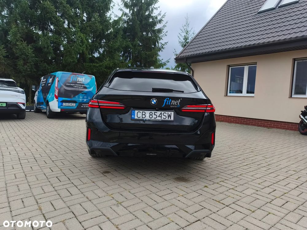 BMW Seria 5 520d xDrive mHEV - 15