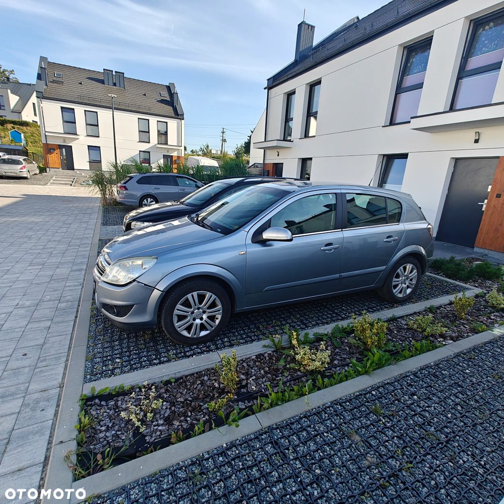 Opel Astra 1.8 Cosmo - 2