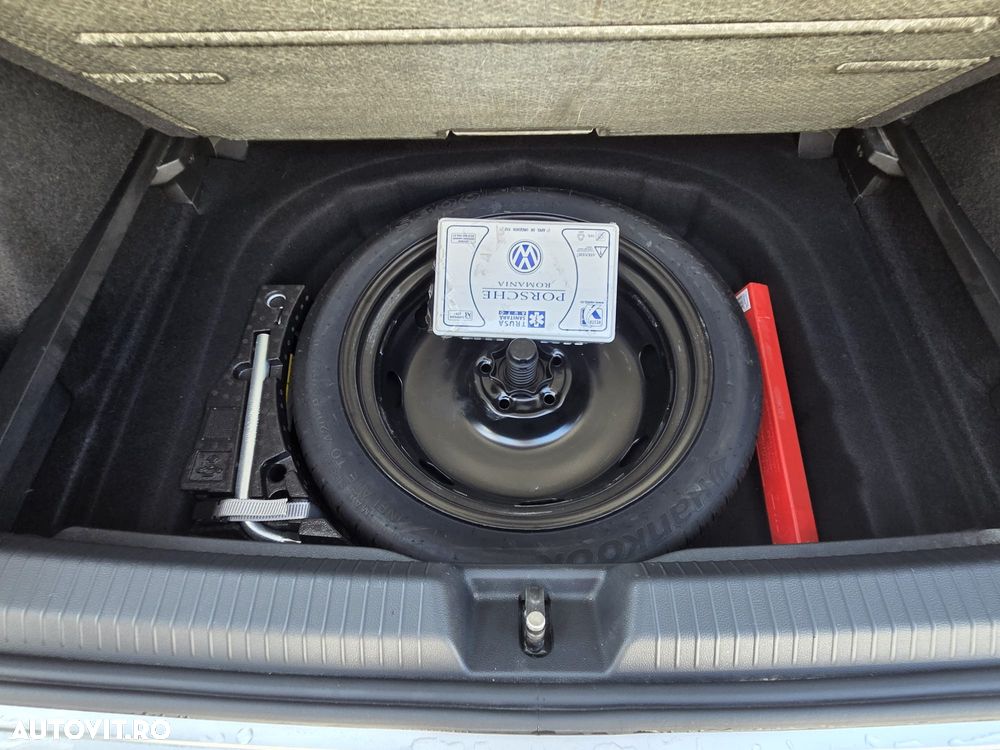 Volkswagen Golf 2.0 TDI Life - 38