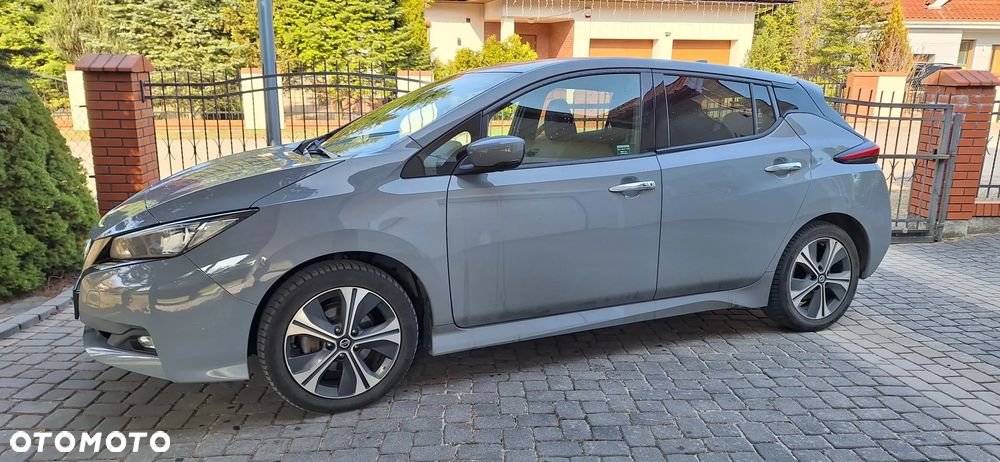 Nissan Leaf 40kWh N-Connecta - 1