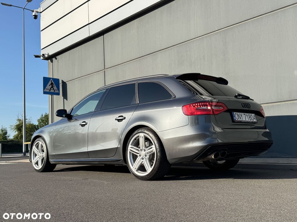 Audi A4 Avant 2.0 TDI DPF clean diesel quattro S line Sportpaket - 16