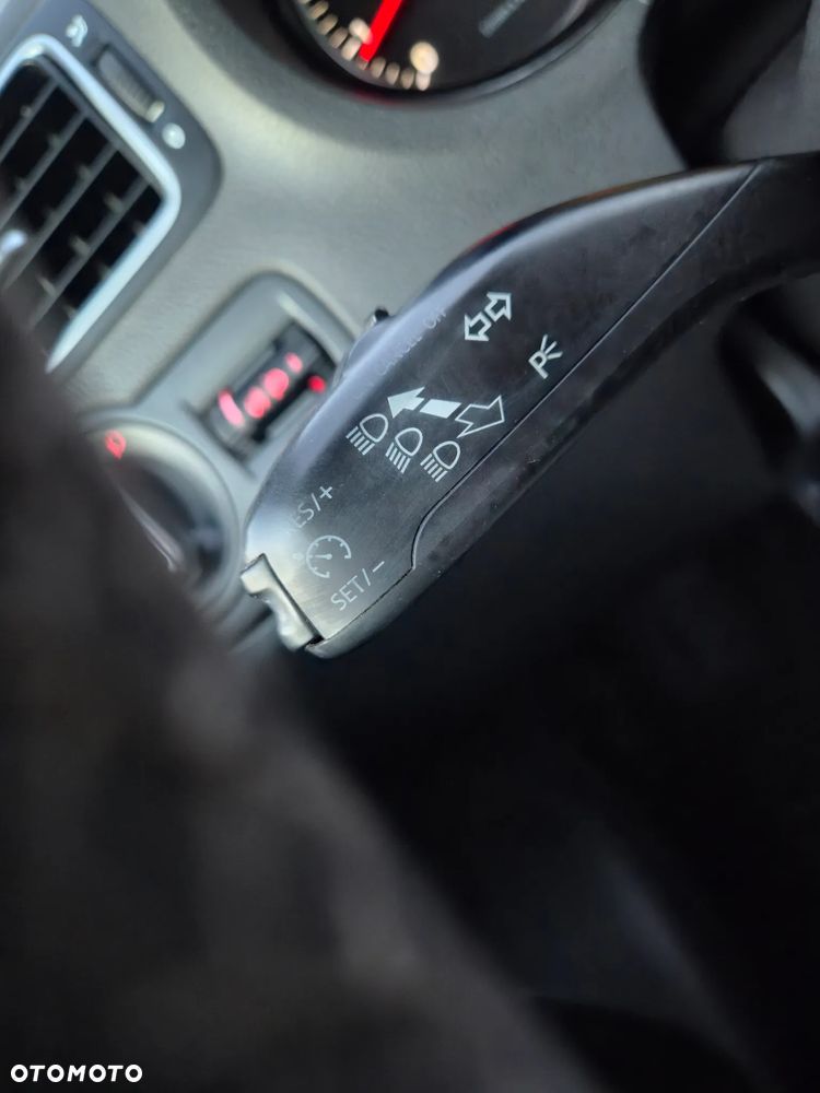 Volkswagen Polo 1.2 TSI Team - 29