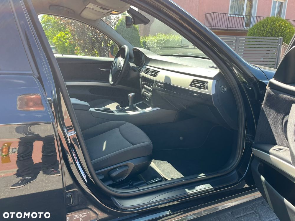 BMW Seria 3 316d - 19