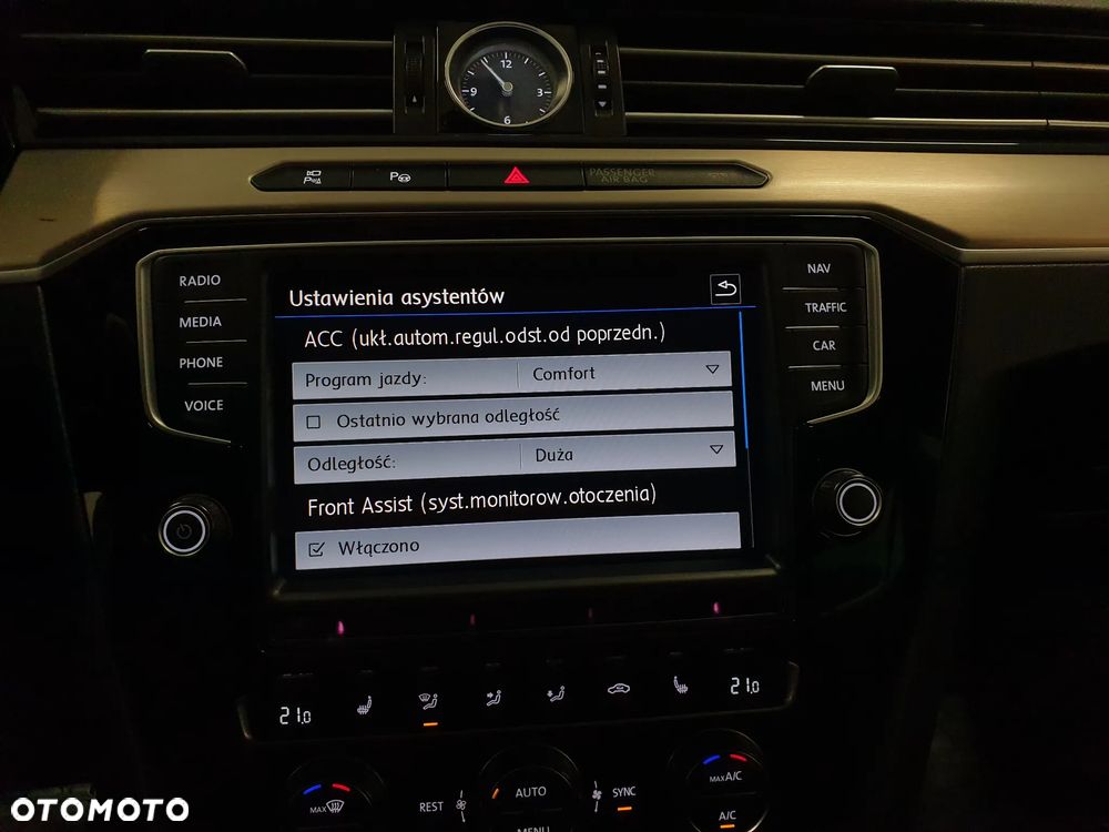 Volkswagen Passat 2.0 TDI BMT Highline - 20