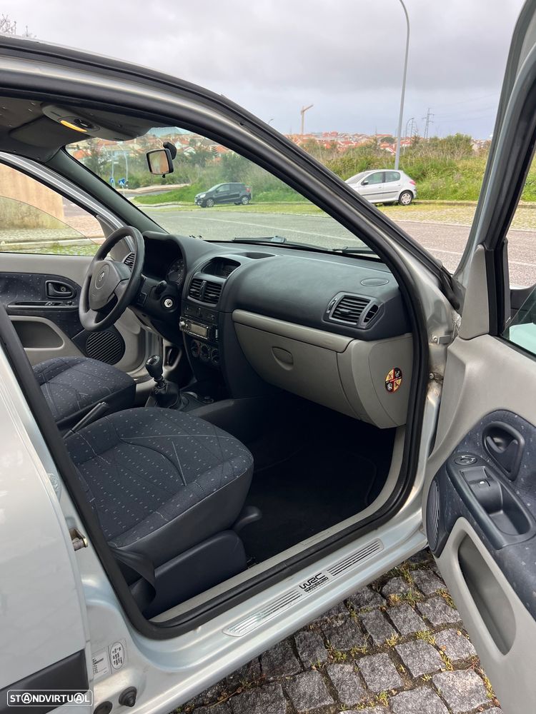 Renault Clio 1.2 Confort Authentique - 8