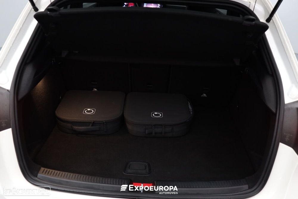 Mercedes-Benz A 250 e Progressive - 7