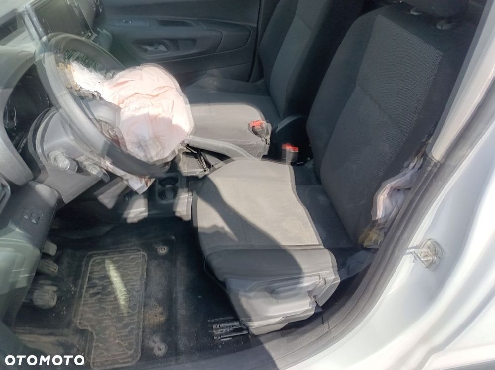 Toyota proace city - 24