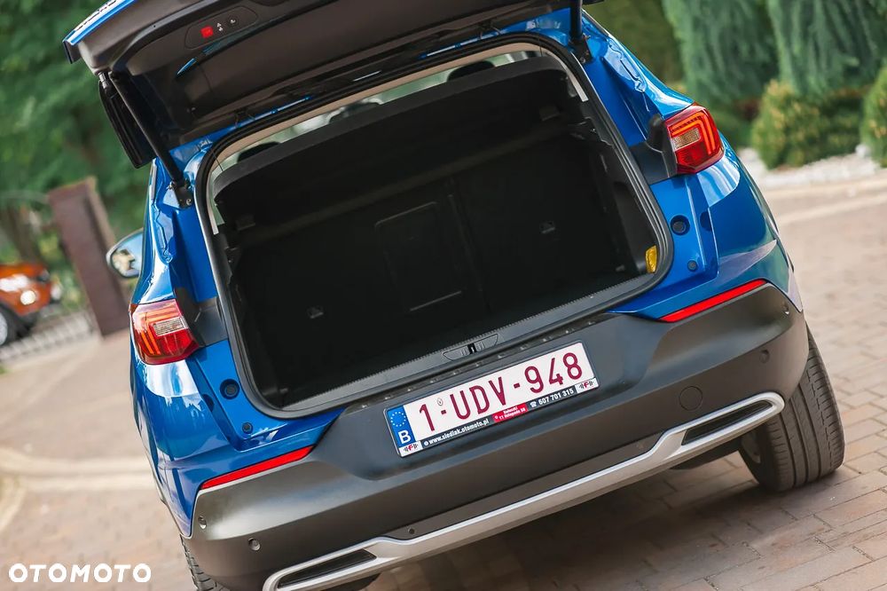 Opel Grandland X 1.2 Start/Stop Business Elegance - 10