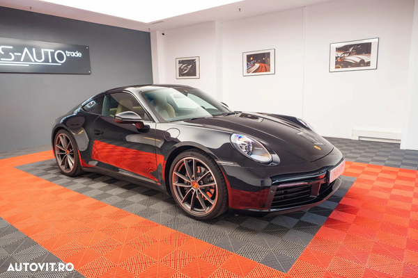 Porsche 911 Carrera PDK