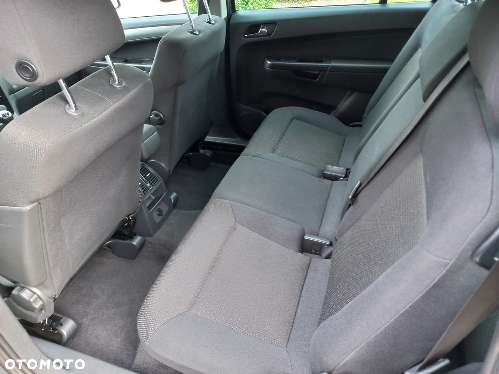 Opel Zafira 1.8 Innovation 110 Jahre - 25