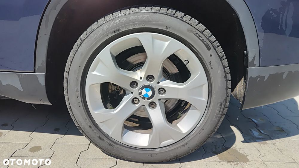 BMW X1 sDrive18d Sport Line - 9