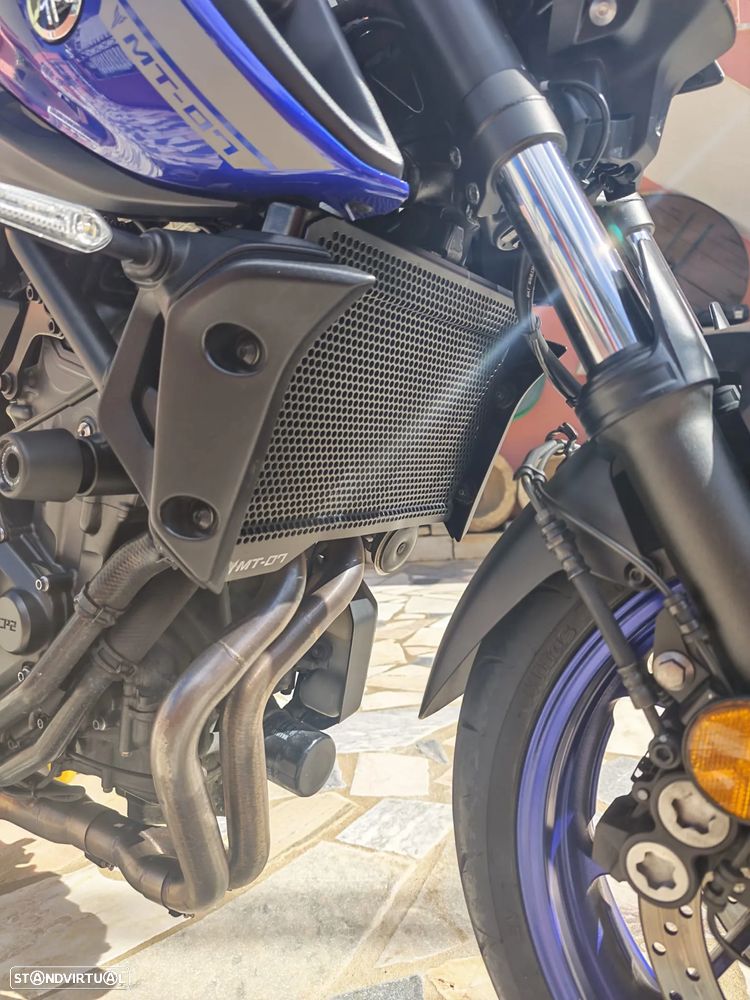 Yamaha MT-07 - 5