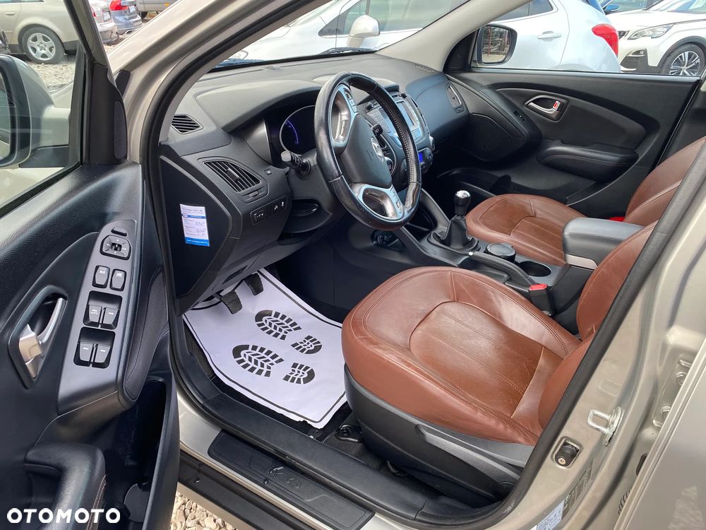 Hyundai ix35 2.0 Premium 2WD - 9